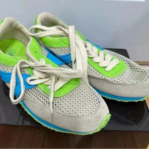 New Piping Hot mens sneakers size 11